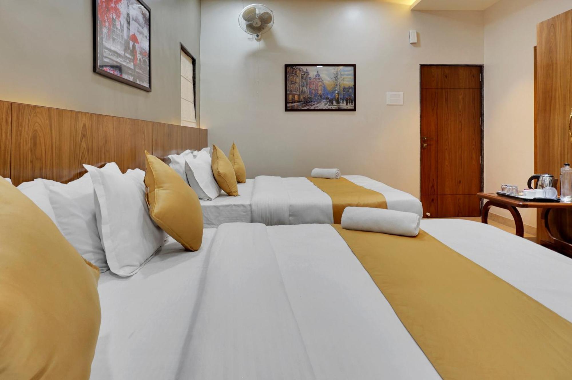 Hotel Sayba Executive Poona Buitenkant foto
