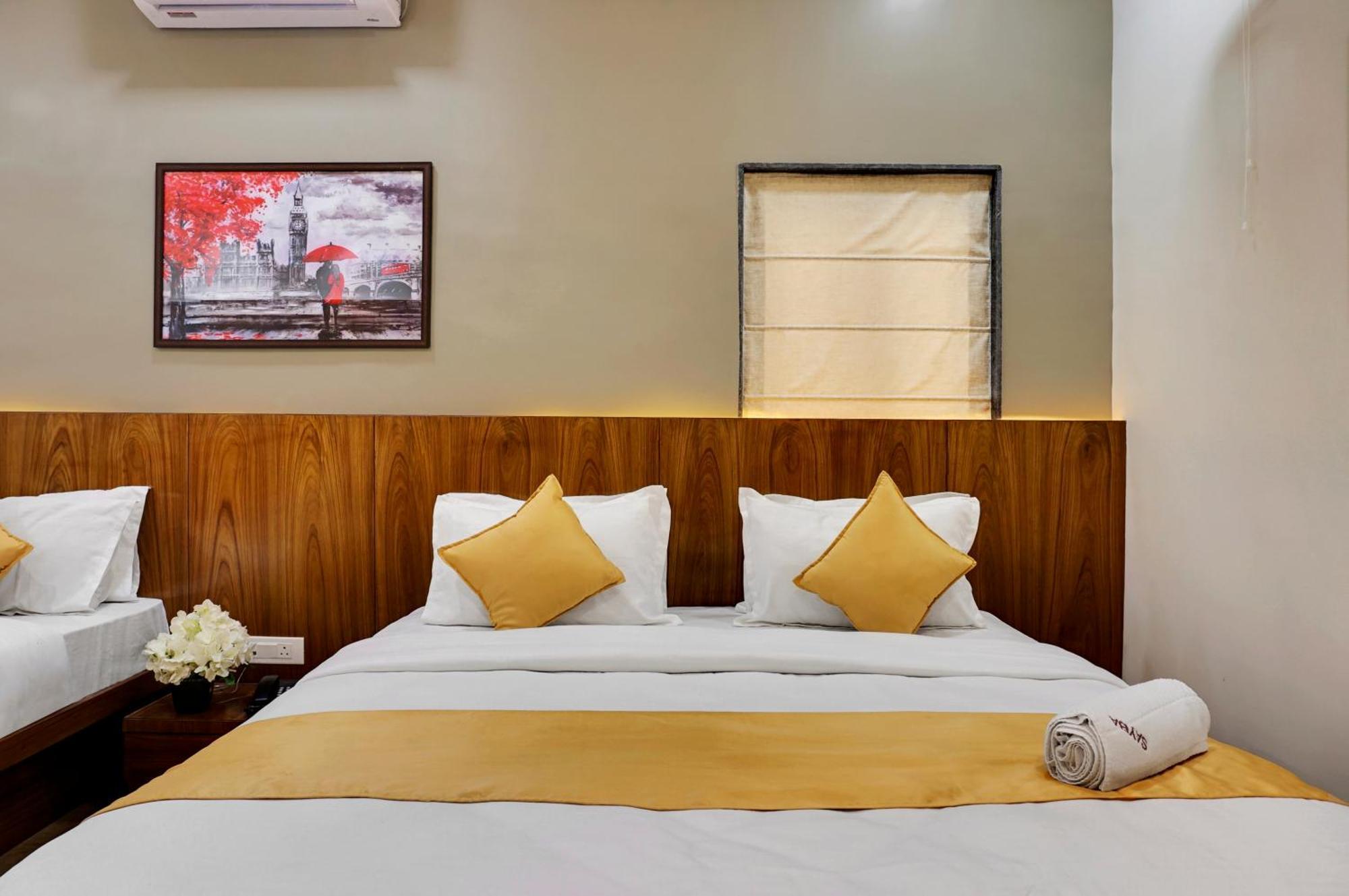 Hotel Sayba Executive Poona Buitenkant foto
