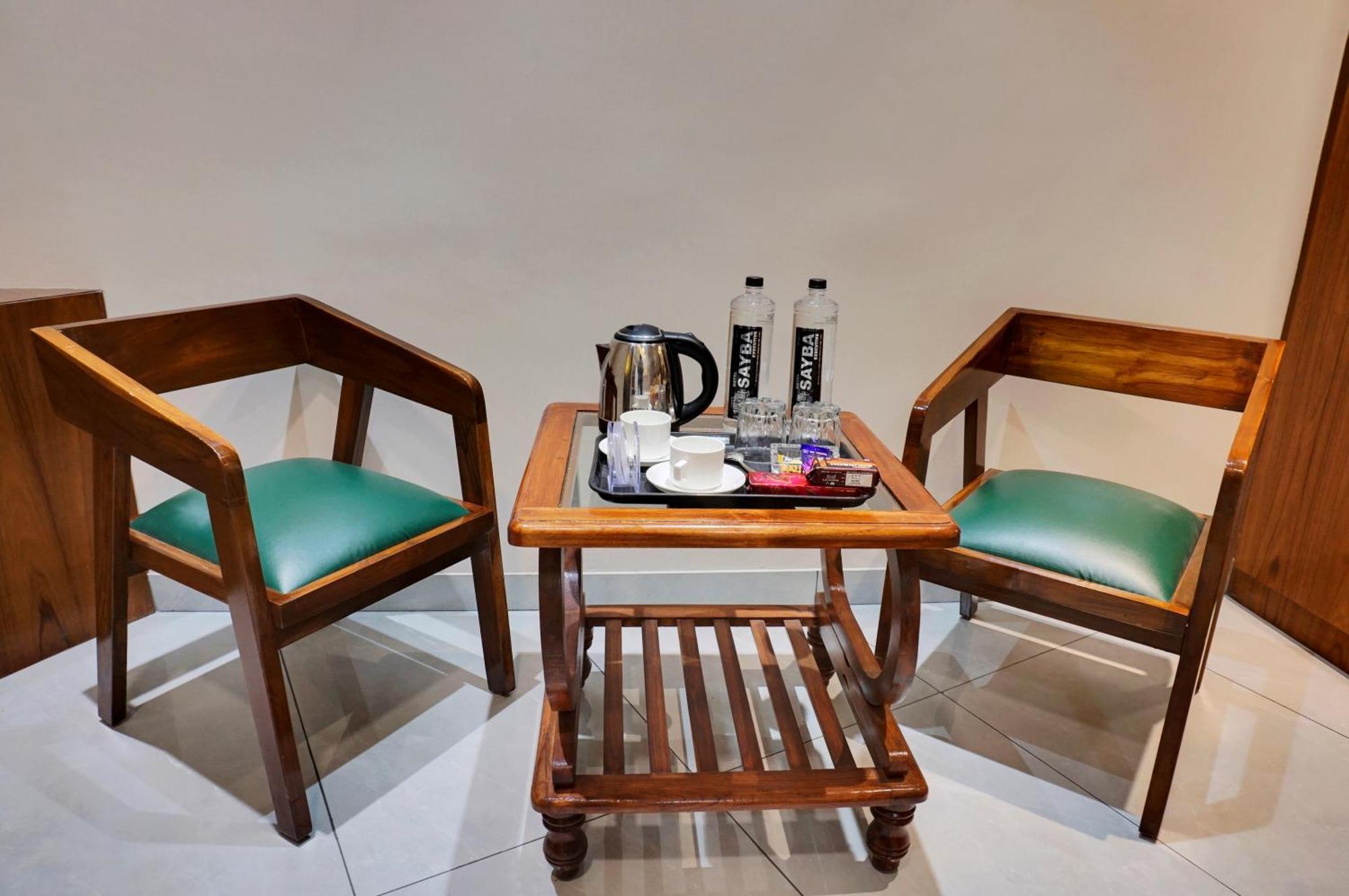 Hotel Sayba Executive Poona Buitenkant foto